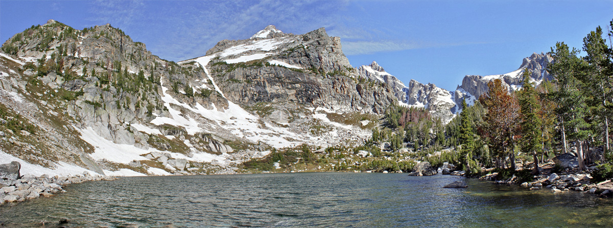 Amphitheater Lake