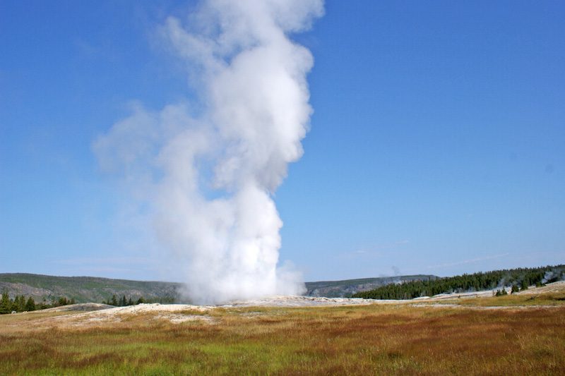 Old Faithful, Yellowstone NP, Wyoming